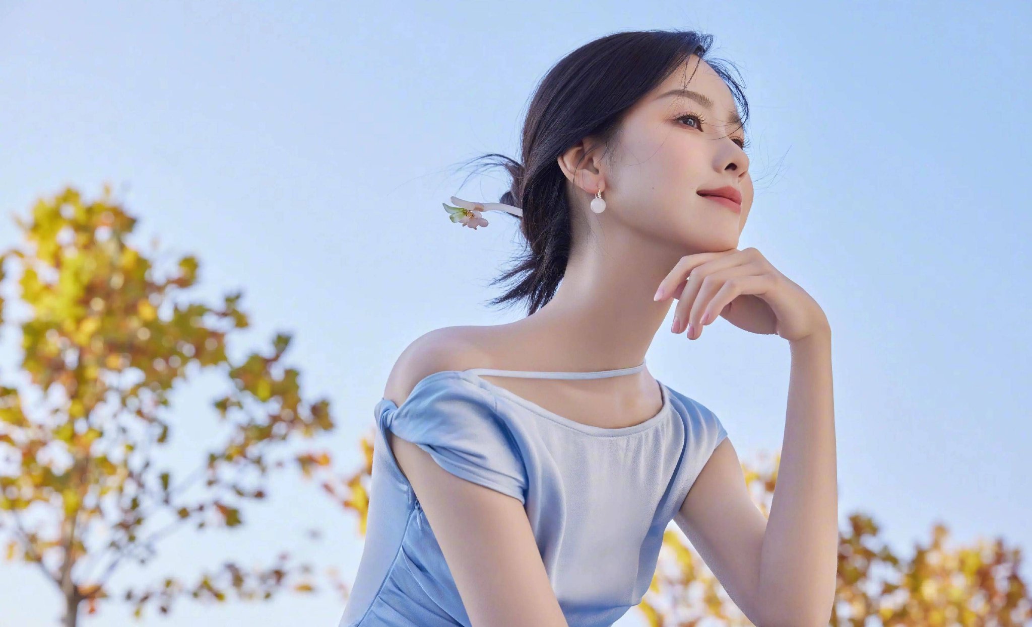 赵丽颖择剧坚守本心？刘宇宁随性状态出圈？陈都灵凭机遇稳立足？张杰造型引争议？白鹿新剧获全员助力？郭京飞演技极具代入感？