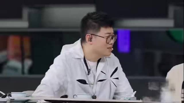 王迅黄磊录极挑甩开摄像干饭三小时导演组报警