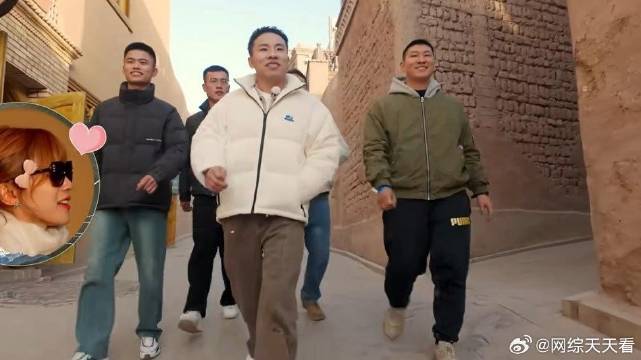 徐志胜完美融入当地人 走出了大哥的气势，宋雨琦都笑疯了！