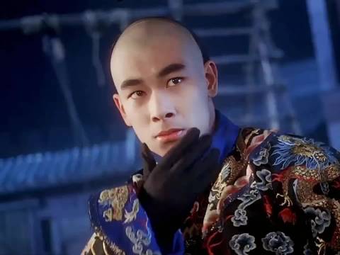 19岁的赵文卓化浓妆演反派，我真怕李连杰打不过他！