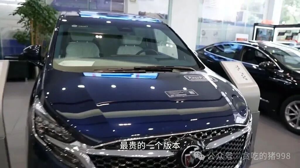 GL8最贵版本到底值不值?我把手伸进去体验了一圈,答案有点意思