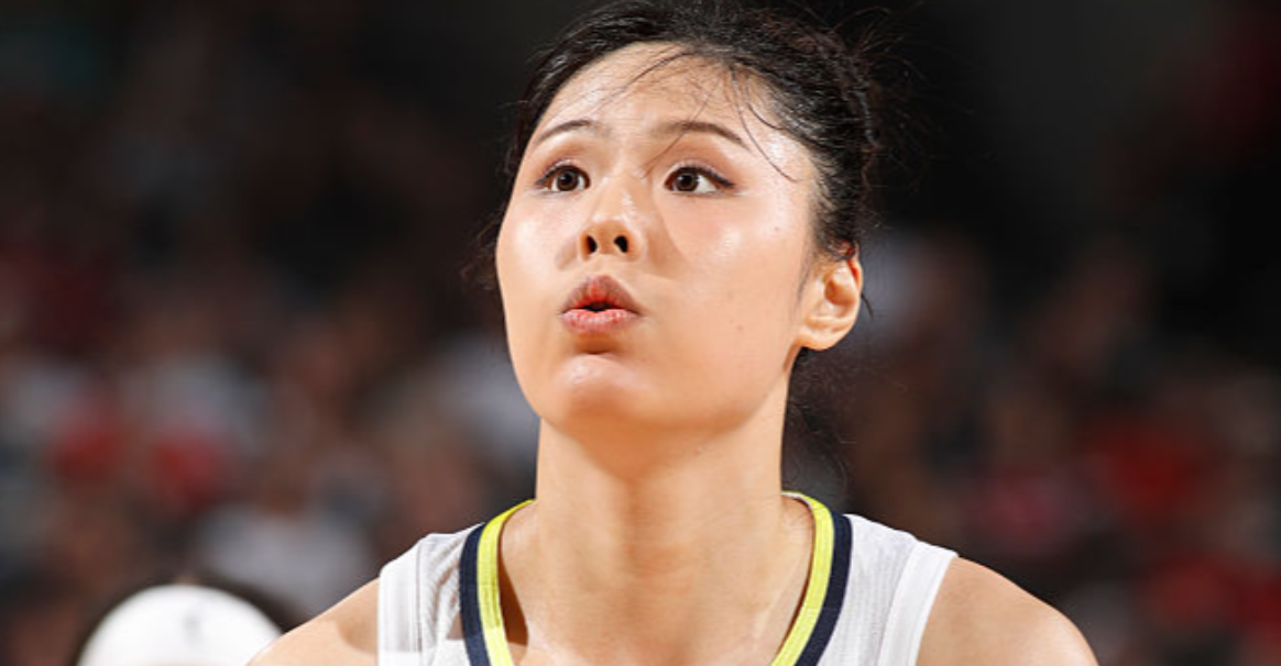 李月汝4分2板佩奇21分5助攻 飞翼胜火焰