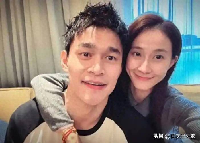 前脚晒私密聊天记录，后脚就逼妻子当众道歉，孙杨双标行为太压抑