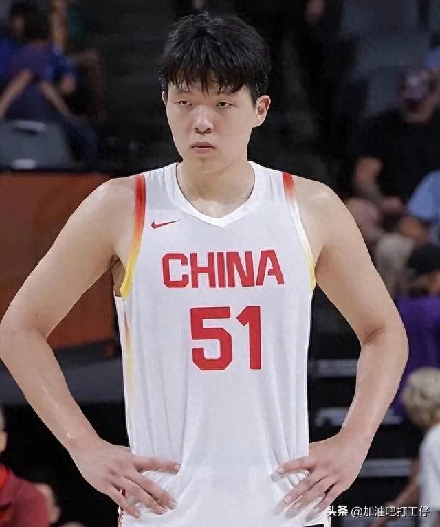 杨瀚森场均2.2分1.5板！数据下滑肉眼可见！会不会成为下一个周琦