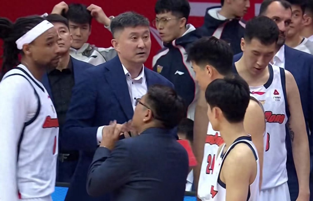 广东男篮欲得到林葳签约权，萨姆纳降薪续约，王少杰或无缘回归