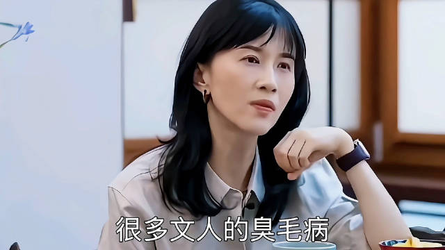 papi酱坦言童年浸泡父母争吵，称内耗比离婚更持久