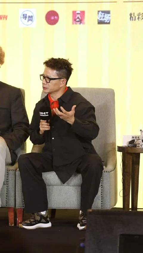 段奕宏回应男记者，称两人有暧昧关系