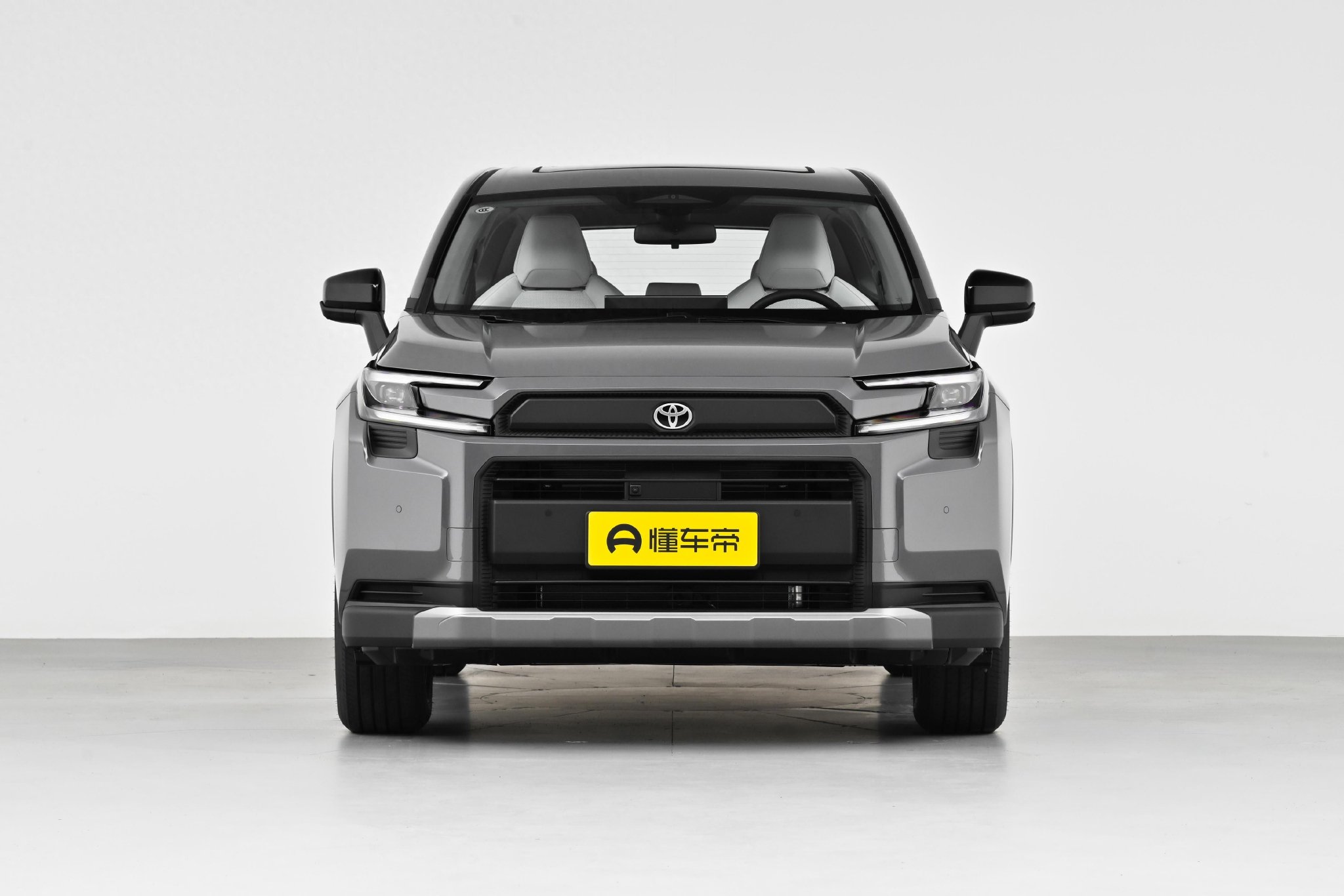 家用SUV怎么选?体验RAV4荣放，好开耐用、油耗低，值得一看_轮上风云
