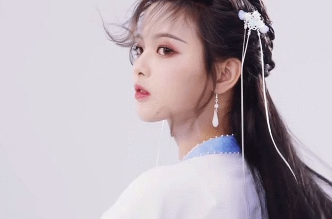 杨超越新剧官宣，古装造型让人惊喜，网友评价：翻版花千骨？