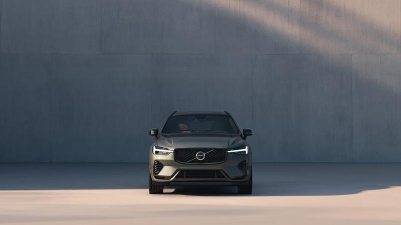 从车身到电池全防护,XC60重新定义豪华SUV安全排行标准