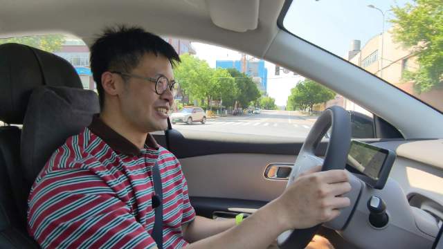 说实话，同事对零跑B01的这个评价有些出乎我的预料