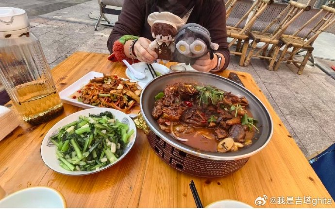 合肥站附近有哪些必吃的本地特色美食？