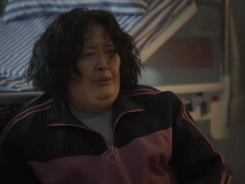 车祸断去双腿，母亲立下誓言，百日狂减一百斤