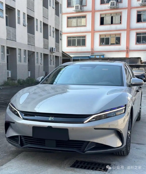 商务新手练车前驱比亚迪汉SUV和轿车家用怎么选