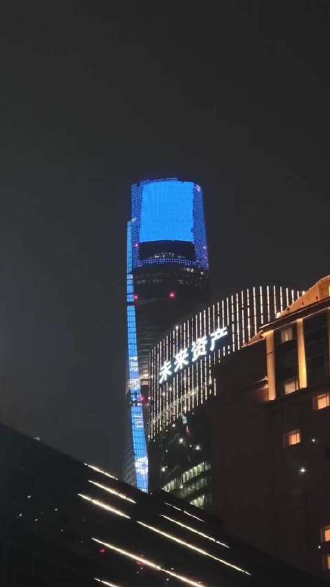 蔚来公司上半年上海乘用车市场销冠？