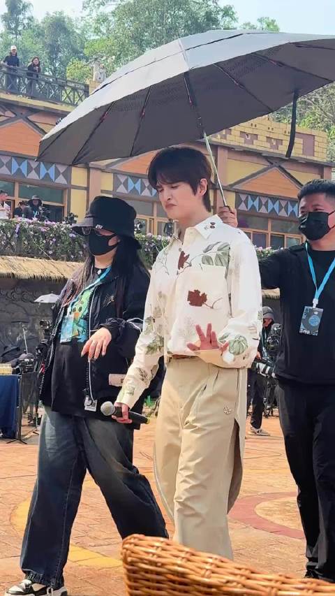 张远云南录制天籁与少年，沉浸式感受少数民族风情