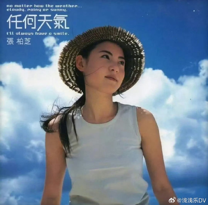 张柏芝被路人拍到的生图：骨相美人+超人妈妈