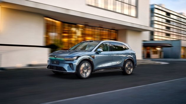 30万内最强纯电SUV?极氪7X标配800km续航与超跑级加速