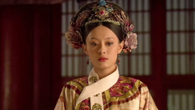 小时候看这一段总是不明白甄嬛为什么会难过皇帝死了 现在完全理解了
