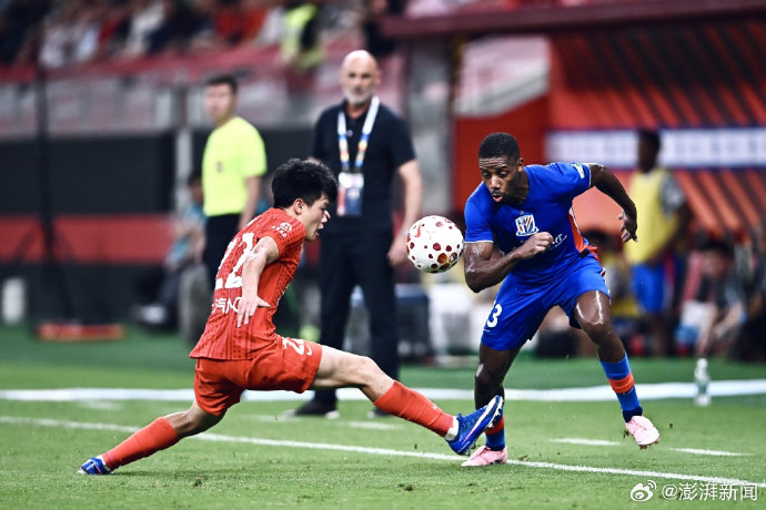 拒绝双杀！海港2-0申花终结主场魔咒