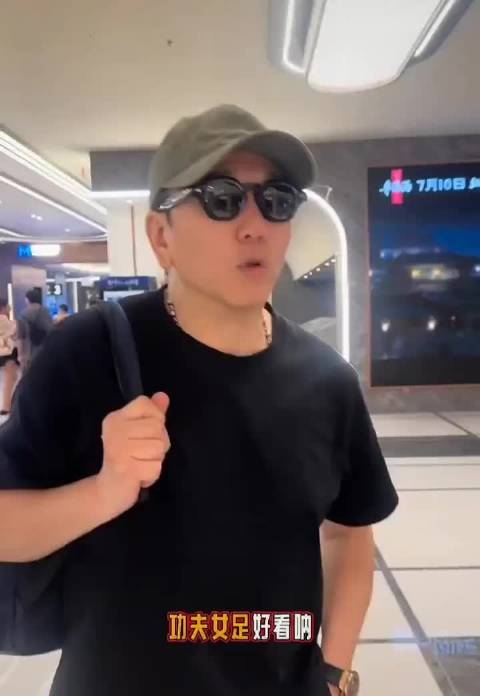 查了一下才明白温兆伦为什么力挺星爷了