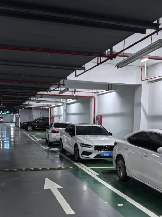 沃尔沃XC60的刹车片更换费用高吗