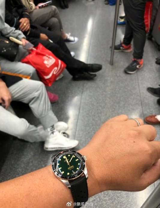 送女友通勤运动百达翡丽Calatrava通勤手表 送女友通勤运动百达翡丽Calatrava通勤手表