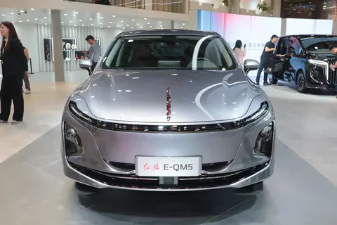 【2025款红旗E-QM5上市_汽车新闻】-易车_萧山广旗红旗体验中心