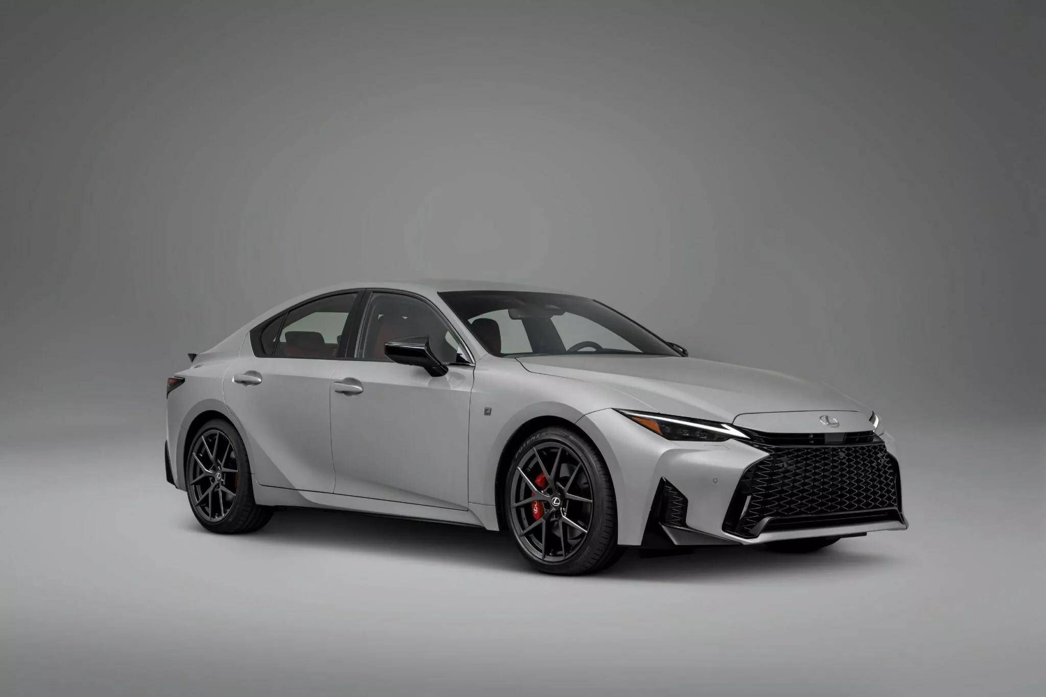 约33万元起，2026款雷克萨斯IS发布，全新前脸，取消四缸和V8，标配3.5L V6动力_车型_新车_搭载