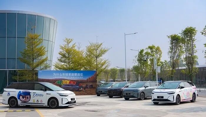 超过3万辆小鹏X9被召回,原因在空气悬架