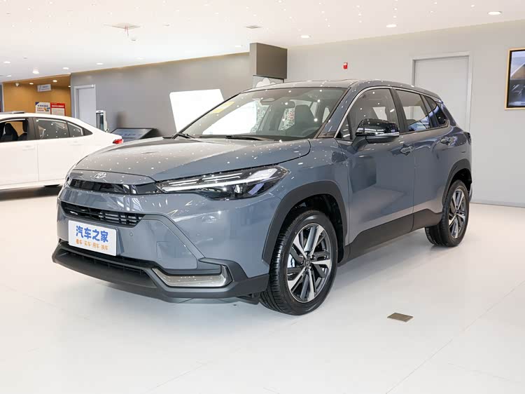 锋兰达 vs HR-V:10-15 万级日系 SUV,家用该选谁
