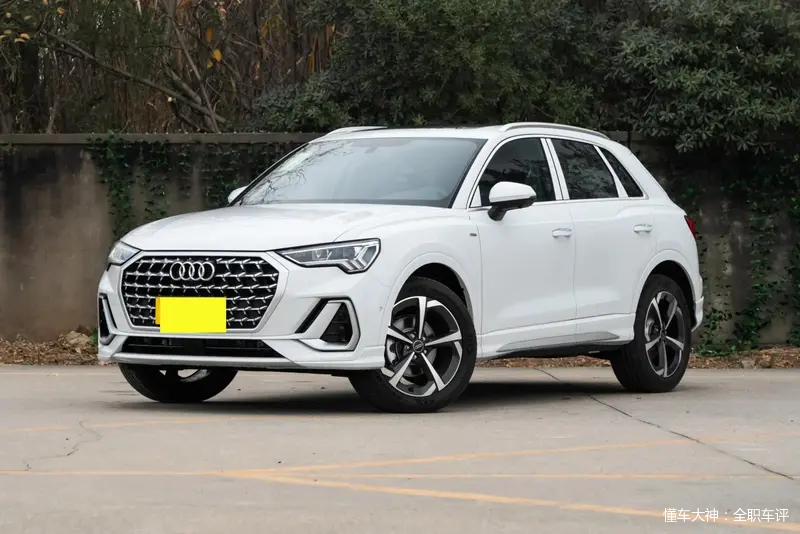 奥迪新款SUV，1.5T/2.0T动力可选，配置优化，25.18万起售!