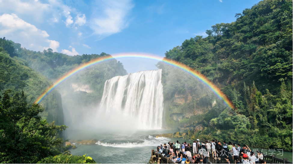 贵州避暑5天环线深度游：23℃的夏天，黄果树+小七孔+苗寨一次走遍！