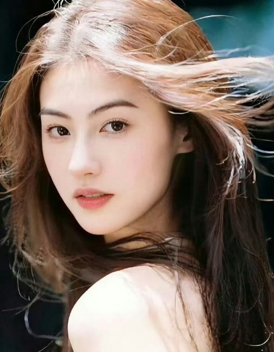 张柏芝小视频中哪段展现了她最灵动的少女瞬间？