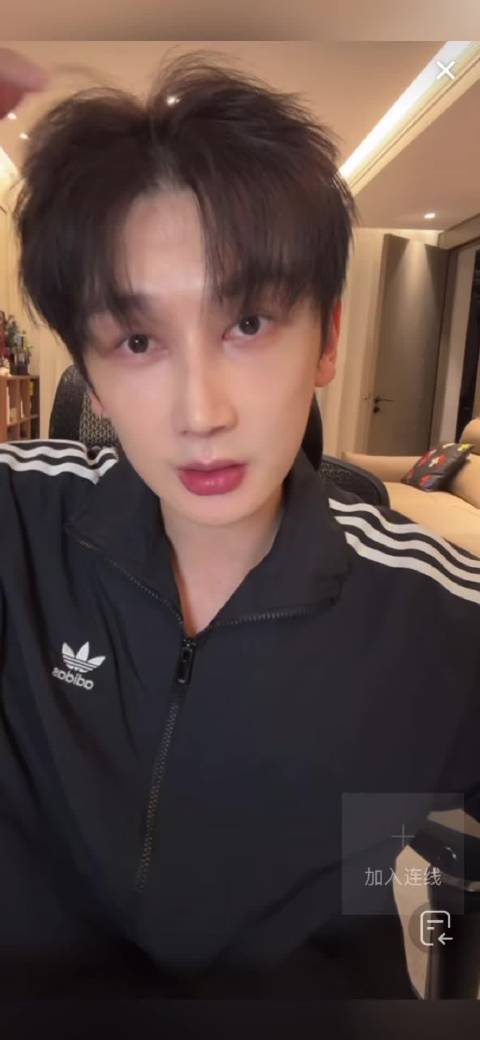 李登科24岁工作十年，曾带娜扎丁禹兮等艺人