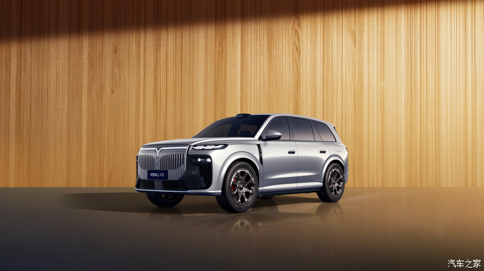 岚图FREE+对比岚图泰山X8 EV:同门两车,各有王牌