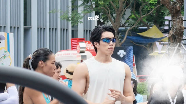 早上坏，但看小佳喝水好（观众打码版）