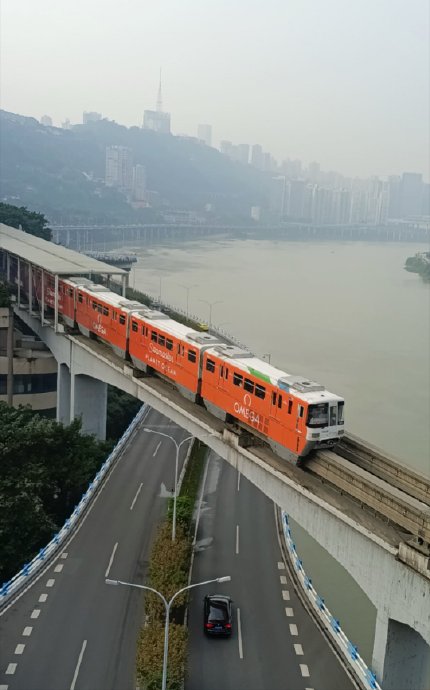 欧米茄海马300值得买吗？优缺点