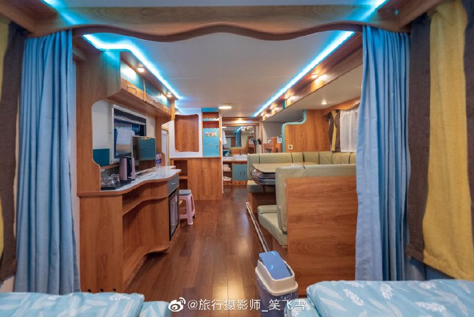 介绍一下赛里木湖景区的住宿情况