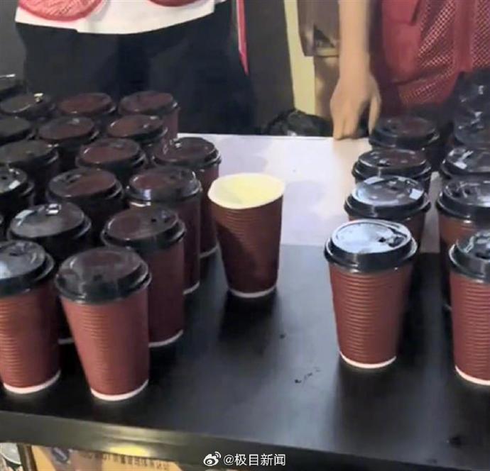 明星演唱会喝水有哪些行业潜规则？