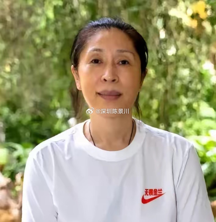 郑薇一句话揭李梦真相：中国女篮天花板级攻击手