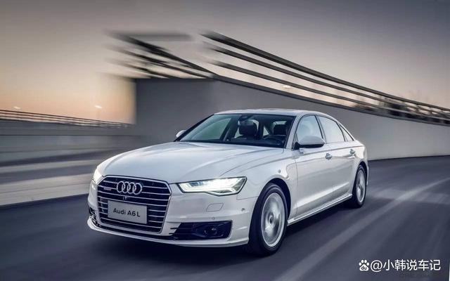 豪华轿车怎么选?奥迪 A6L、沃尔沃 S90、宝马 5 系对比,A6L 智能座舱三块大屏科技感拉满