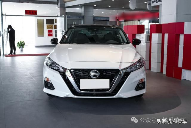 日产打响“第一枪”，长超4.6米大沙发，SUV油耗5.8L，4缸机配独悬才11万