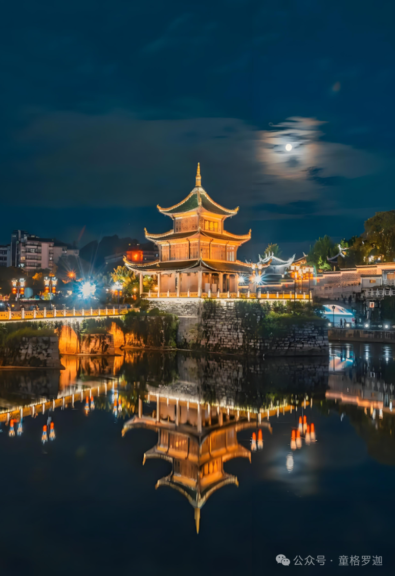 这些城市都在盛夏时节为国人提供了一方逃离酷热的清凉净土。我心中的国内十大避暑城市（不包含县级市）