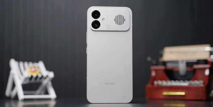 Redmi K90 Max的主动风冷散热噪音大吗？