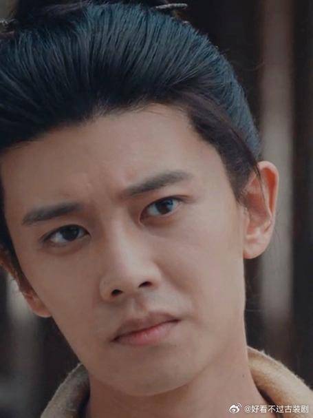 欺负我的人必须道歉，男人真是护短的很啊