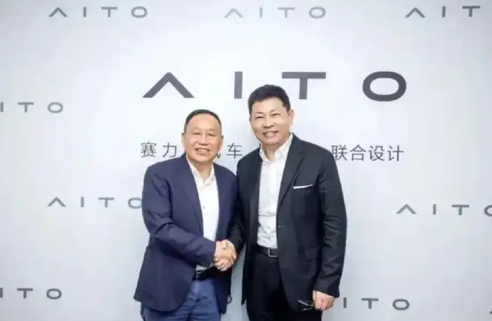 40万以上豪车中，奥迪宝马奔驰和问界M8谁更值？