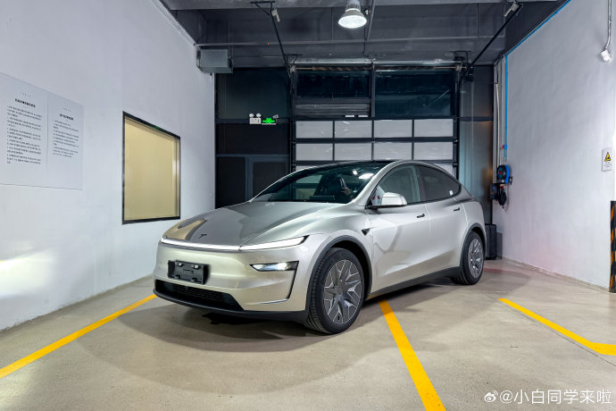 Model Y L的安全配置有哪些？