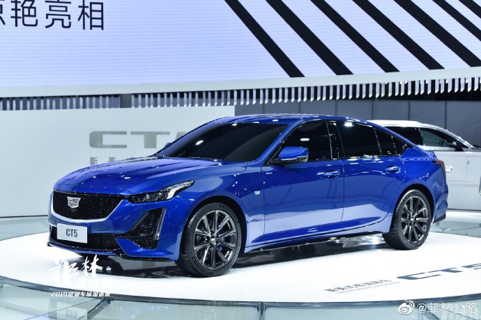 凯迪拉克CT5的后期保养和油耗成本高吗？