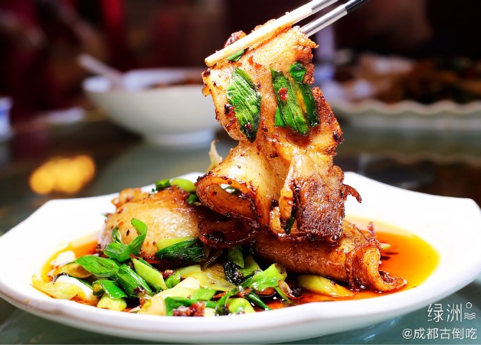代木儿回锅肉餐厅的具体地址在哪里？